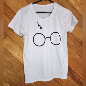 Harry Potter white and black glasses and scar large women's tshirt